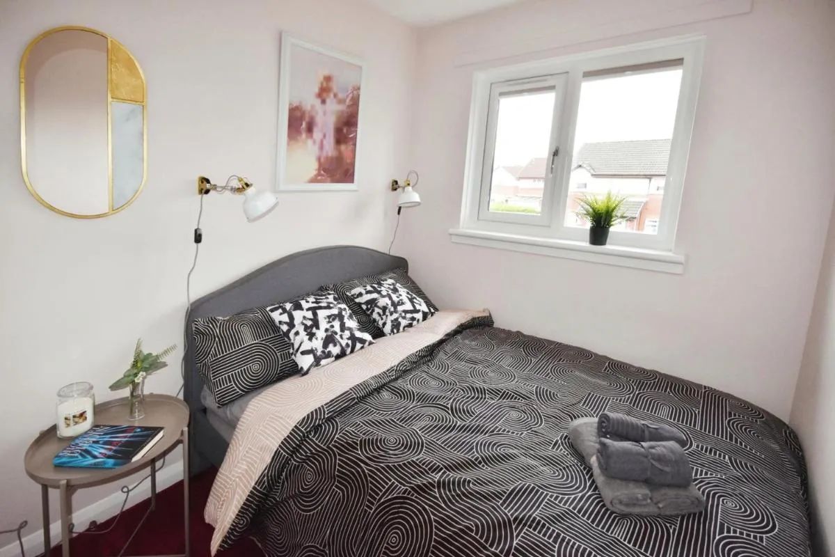 Image 5 of Beautiful house in Clydebank