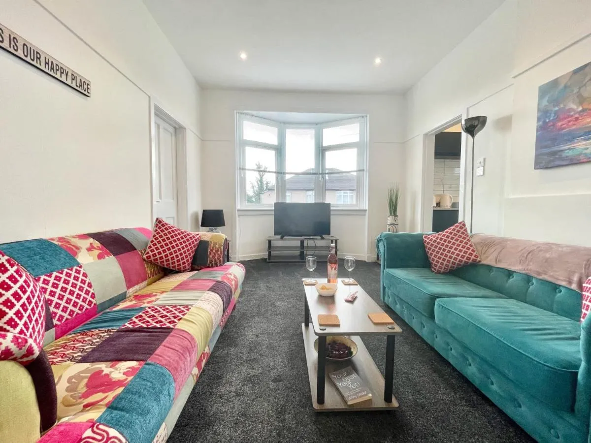 Image 4 of Bella House – 3 bed house in Glasgow
