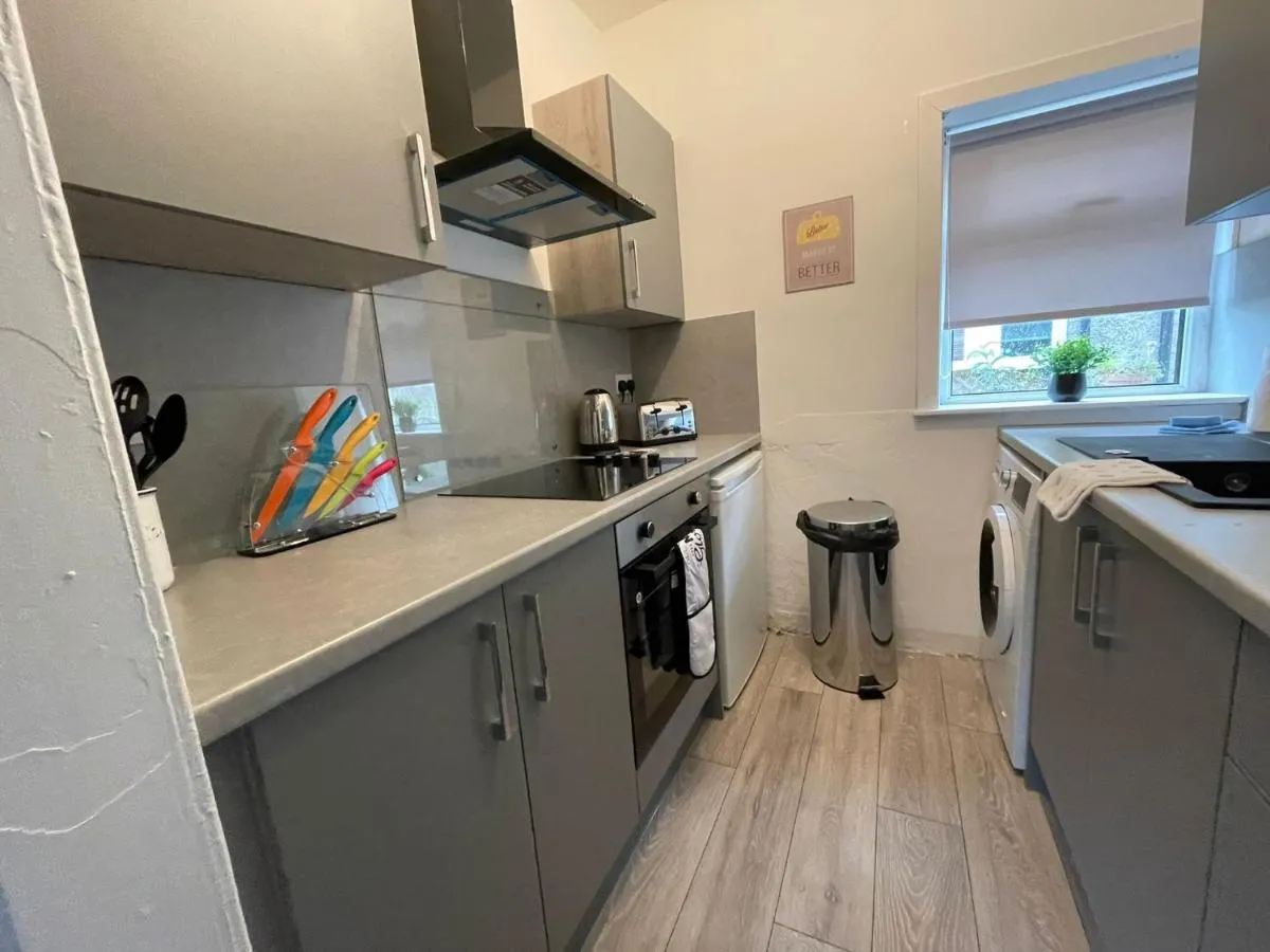 Image 6 of Cardonald House