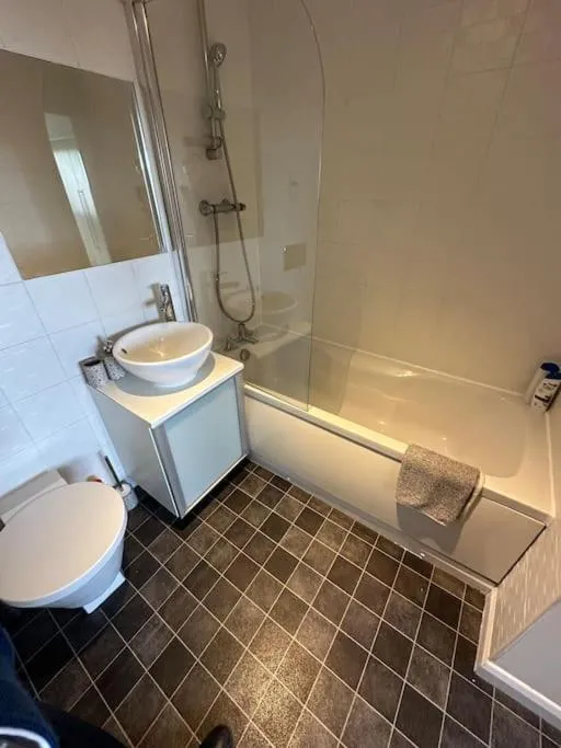 Image 6 of Down Town Pad*2Bed&Free Parking*