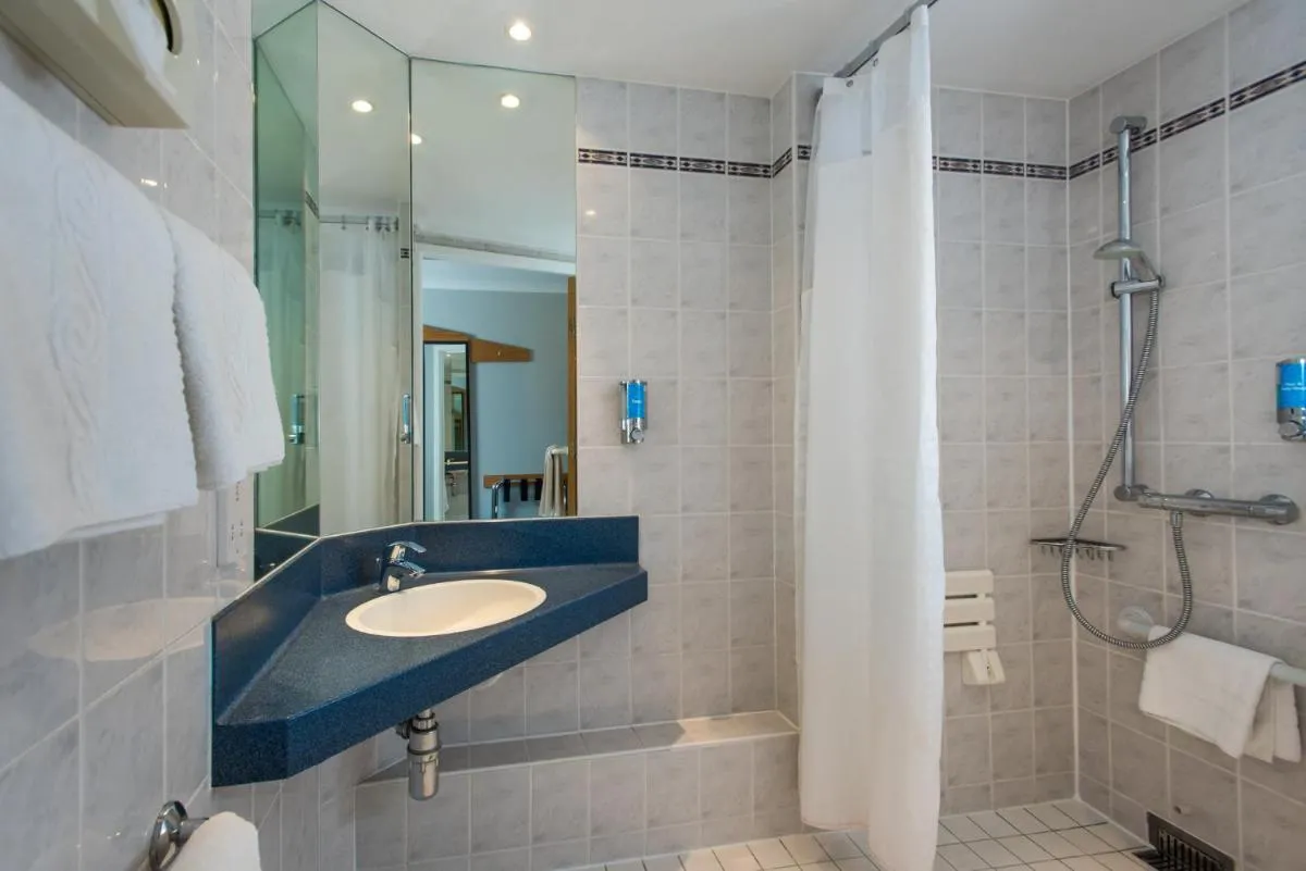 Image 2 of Holiday Inn Express – Glasgow – City Ctr Riverside, an IHG Hotel