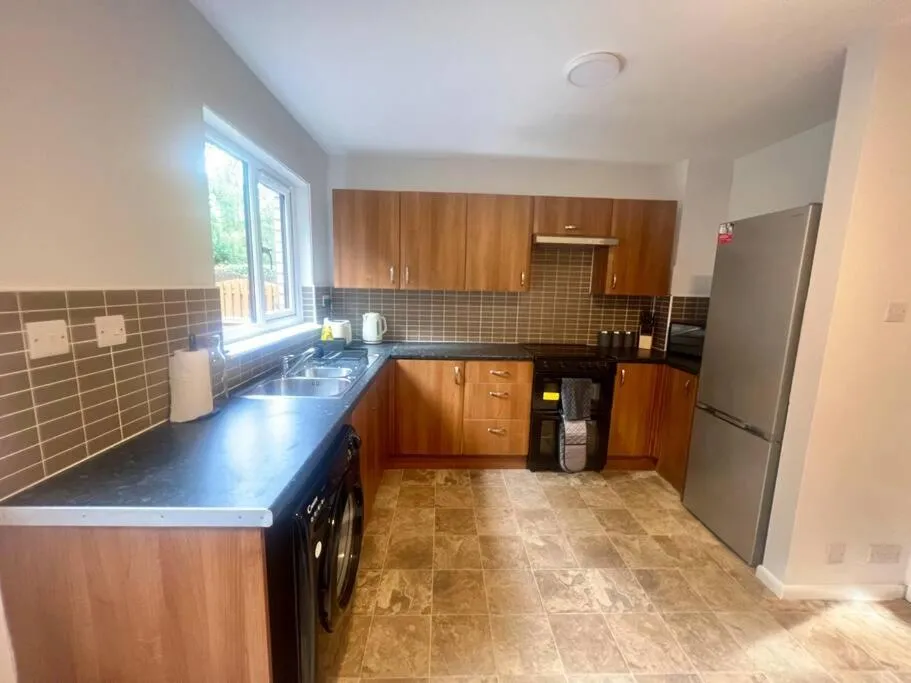Image 3 of Ideal 2 Bedroom Glasgow Home