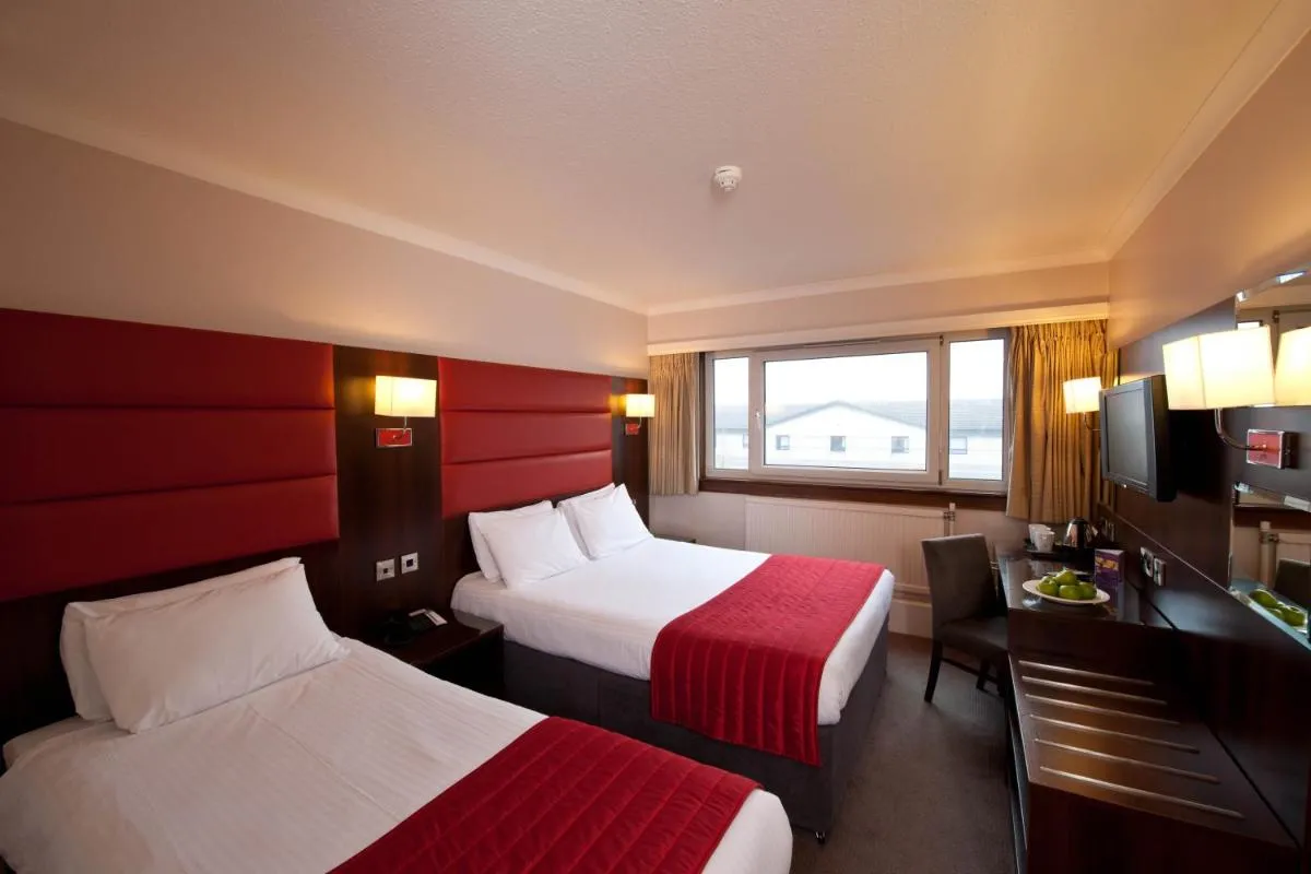 Image 1 of Leonardo Inn Glasgow West End
