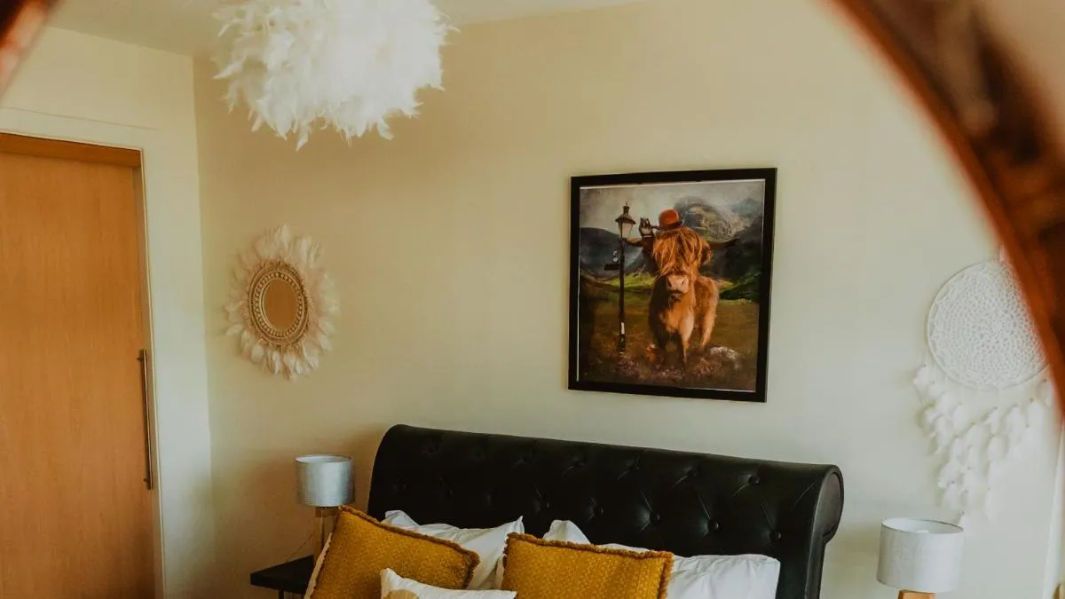 Image 2 of Lovely Bohemian Apartment in Heart of City Life