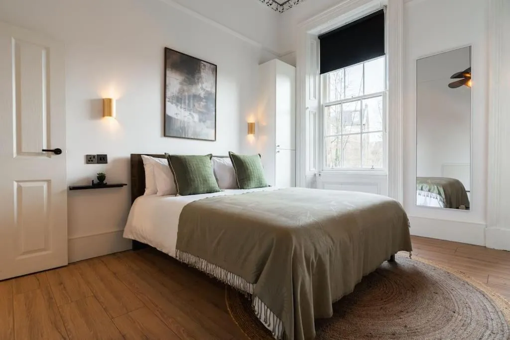 Image of The West End Retreat – Your Luxurious 5* Apartment