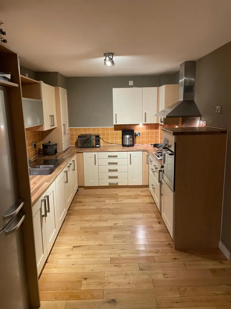 Image 5 of 5 beds ,4 bedroom duplex west of Glasgow near city centre