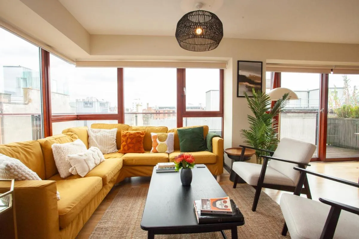 Image 2 of Beautiful Penthouse in City Centre Location
