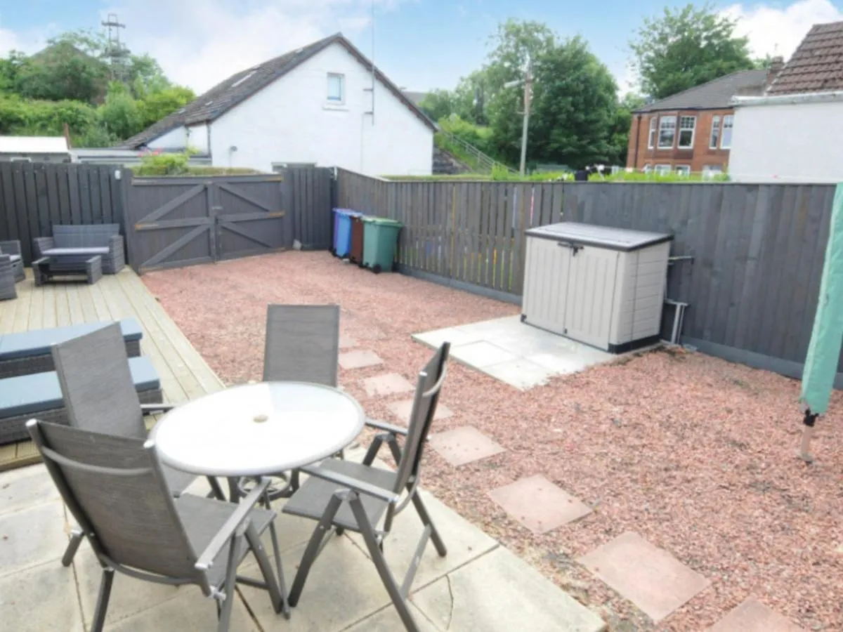 Image 5 of Cheerful One bedroom cottage with parking space.
