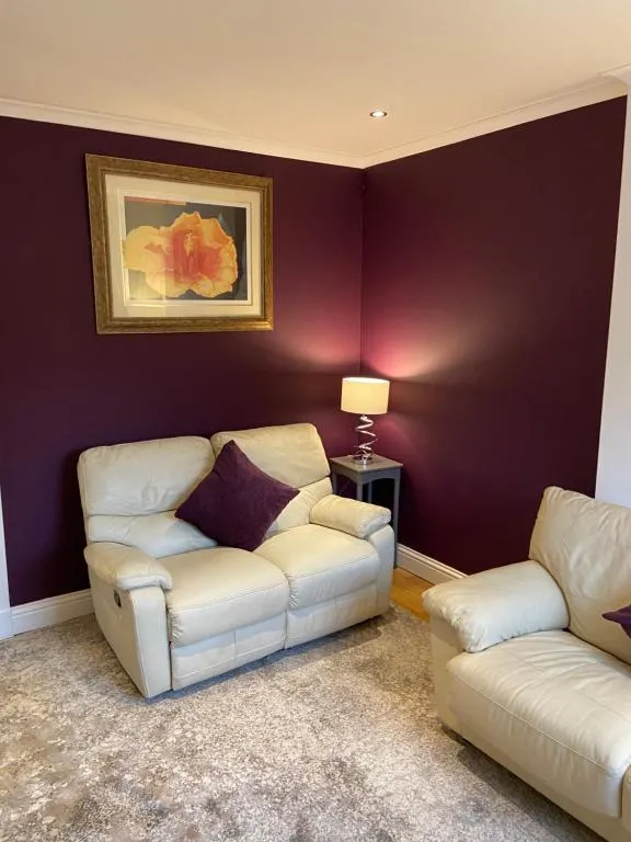 Image of Cheerful One bedroom cottage with parking space.