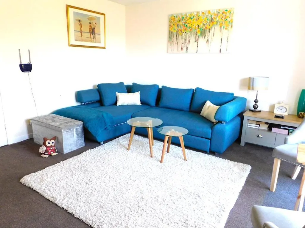 Image of Fab Location 1 bed Apt overlooking Glasgow Green