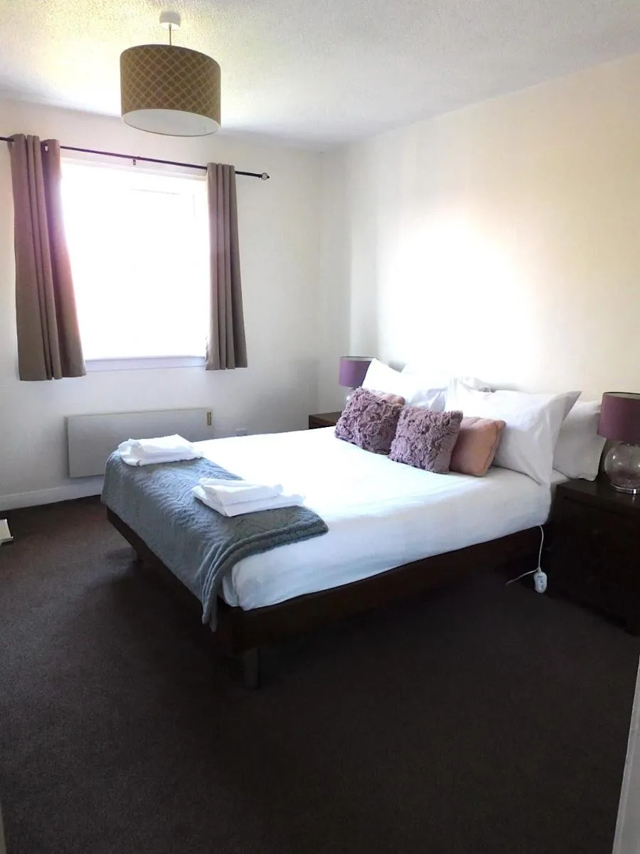 Image 5 of Fab Location 1 bed Apt overlooking Glasgow Green