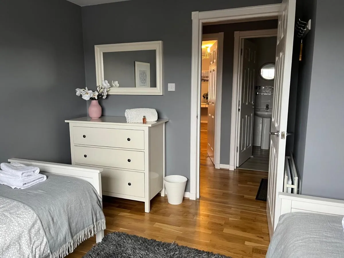 Image 5 of Flat Two, 212 Eaglesham Road, East Kilbride, Glasgow
