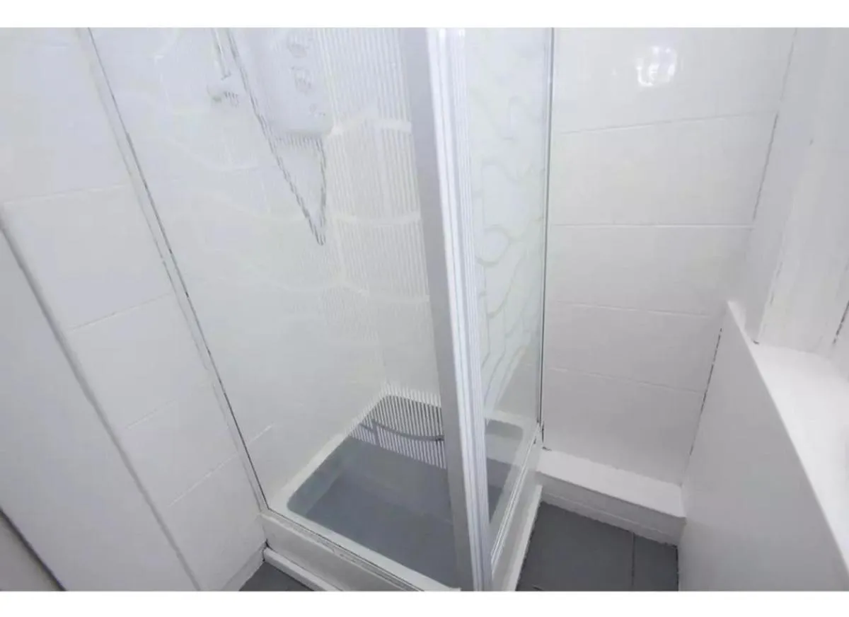 Image 4 of Flat in glasgow close to all local amenities