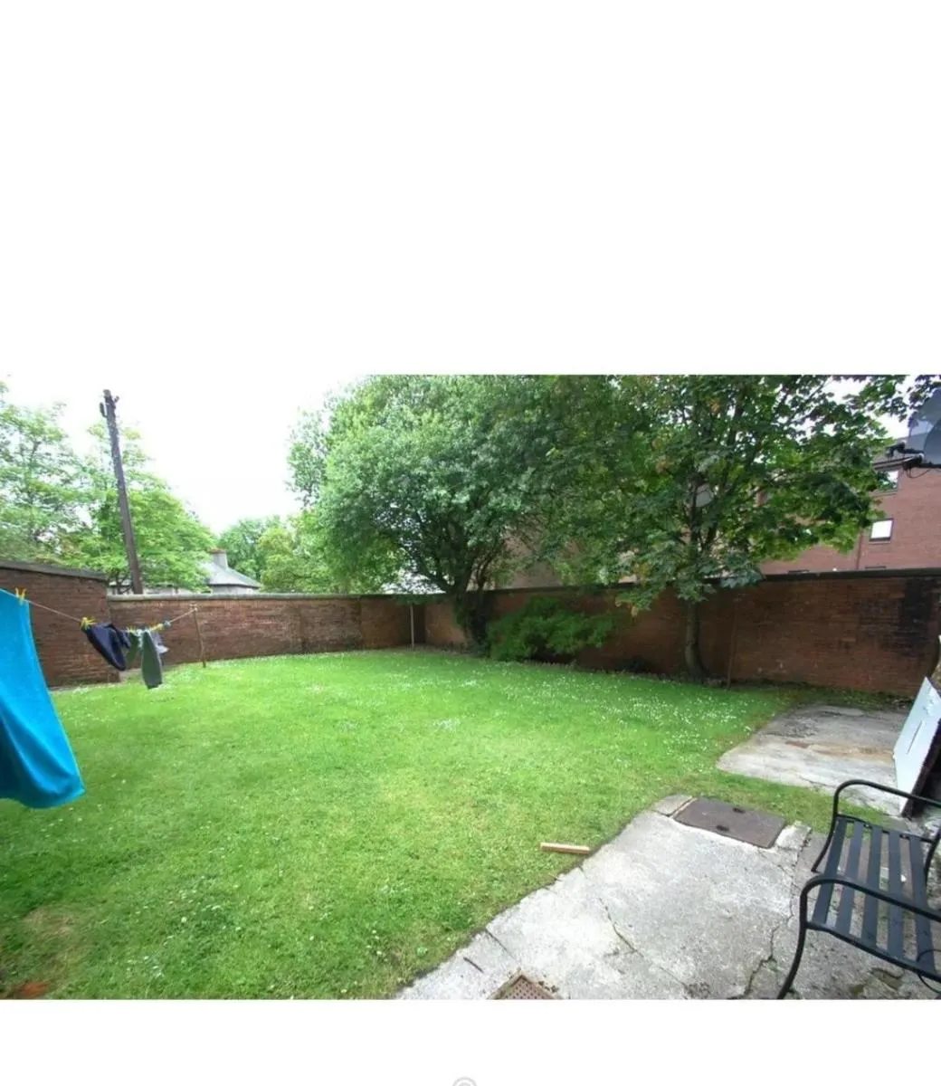 Image 3 of Flat in glasgow close to all local amenities
