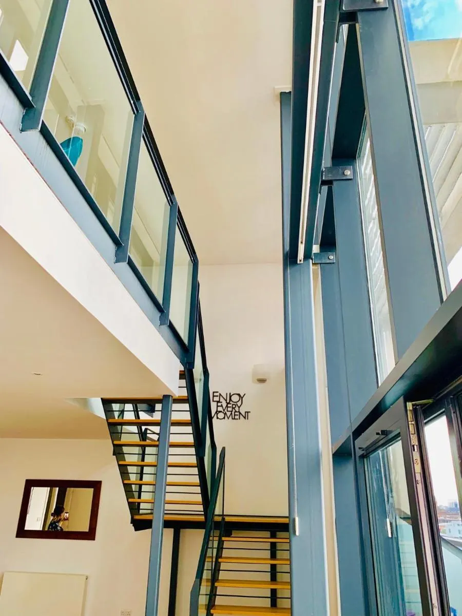 Image 6 of Glasgow City Centre – The PENTHOUSE with RiverViews – (Duplex, 3 Bedrooms, 3 Bathrooms, 2 Living rooms/Kitchen, Private SKY Terrace, 2 Parkings, Top Floor, Huge – 2100 sq ft, SECC HYDRO)