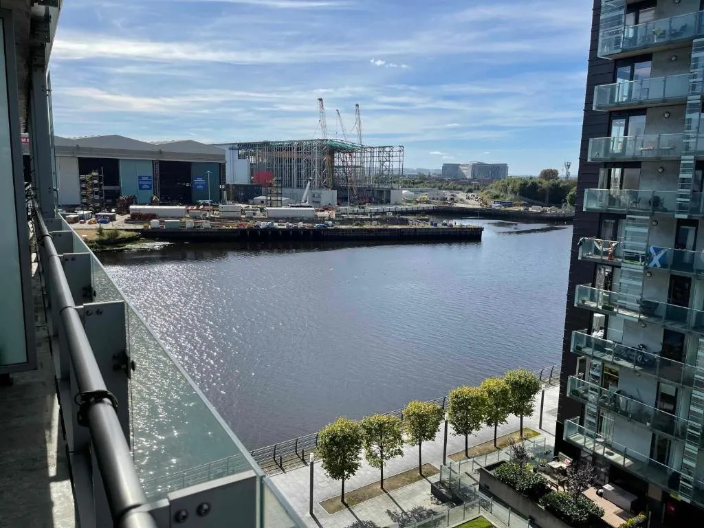 Image of Glasgow Harbour River West End