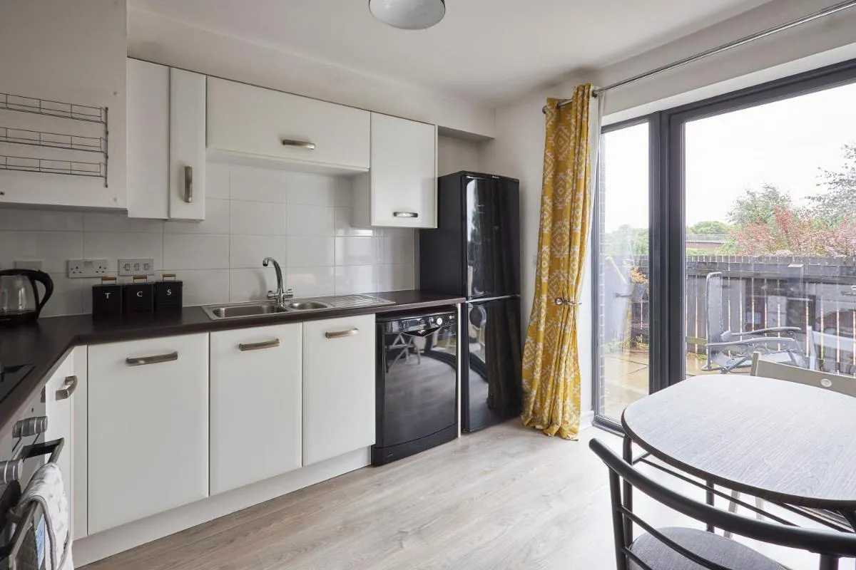 Image 1 of Host & Stay – London Avenue