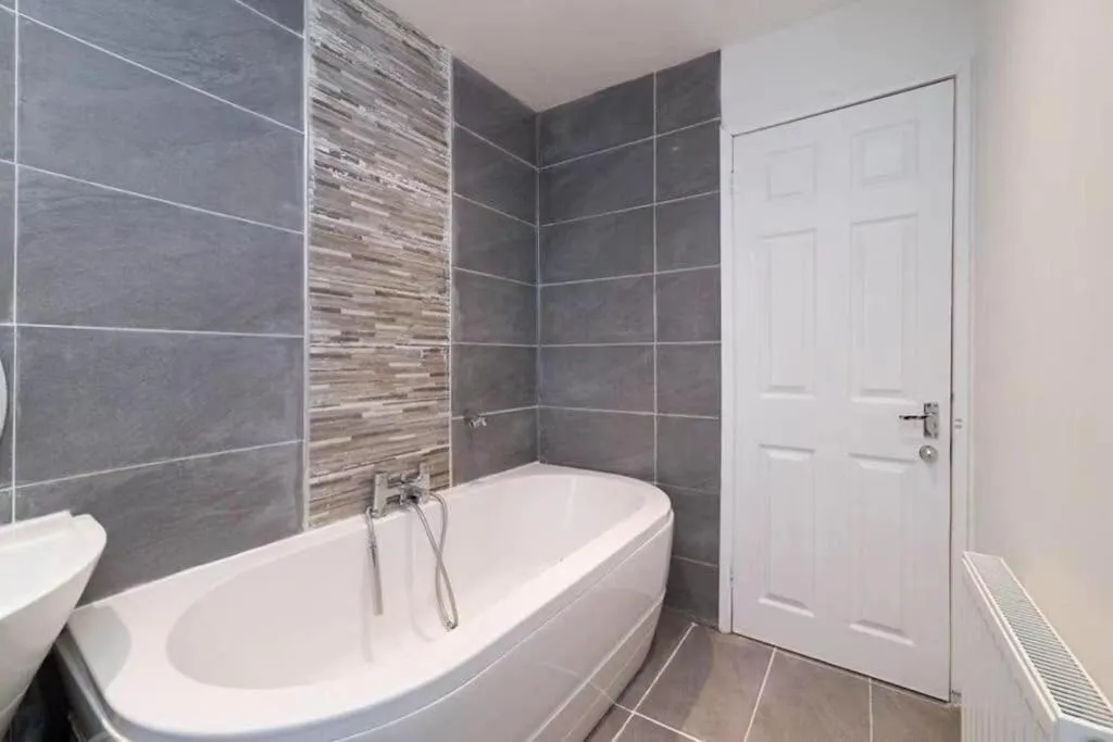 Image 5 of Light-luxury Flat
