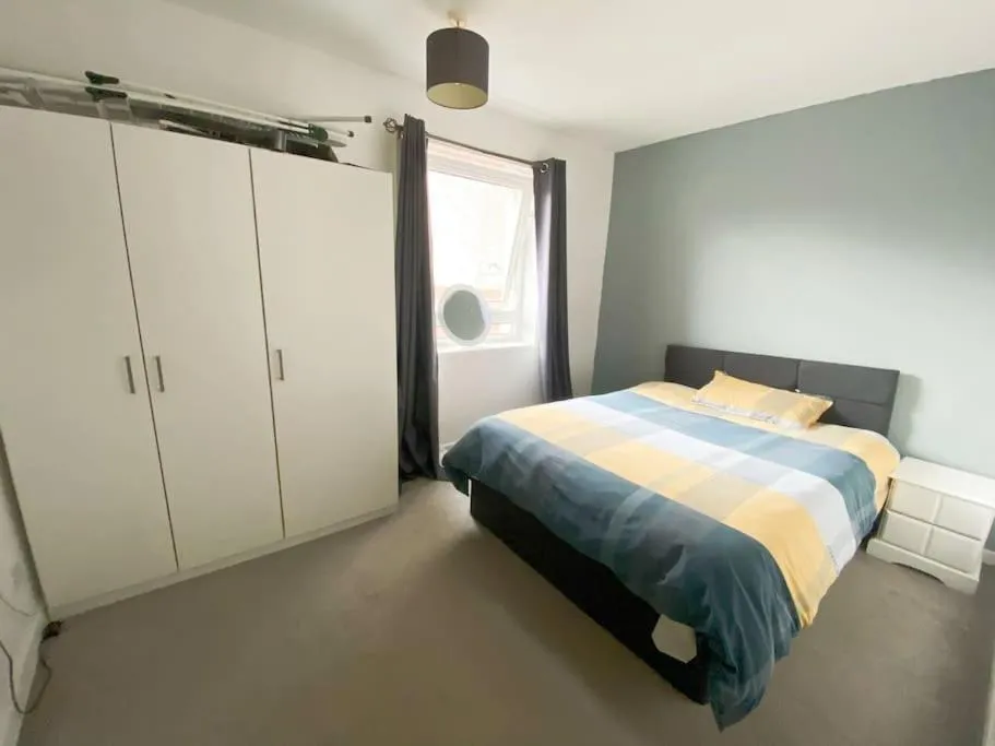 Image 3 of Light-luxury Flat