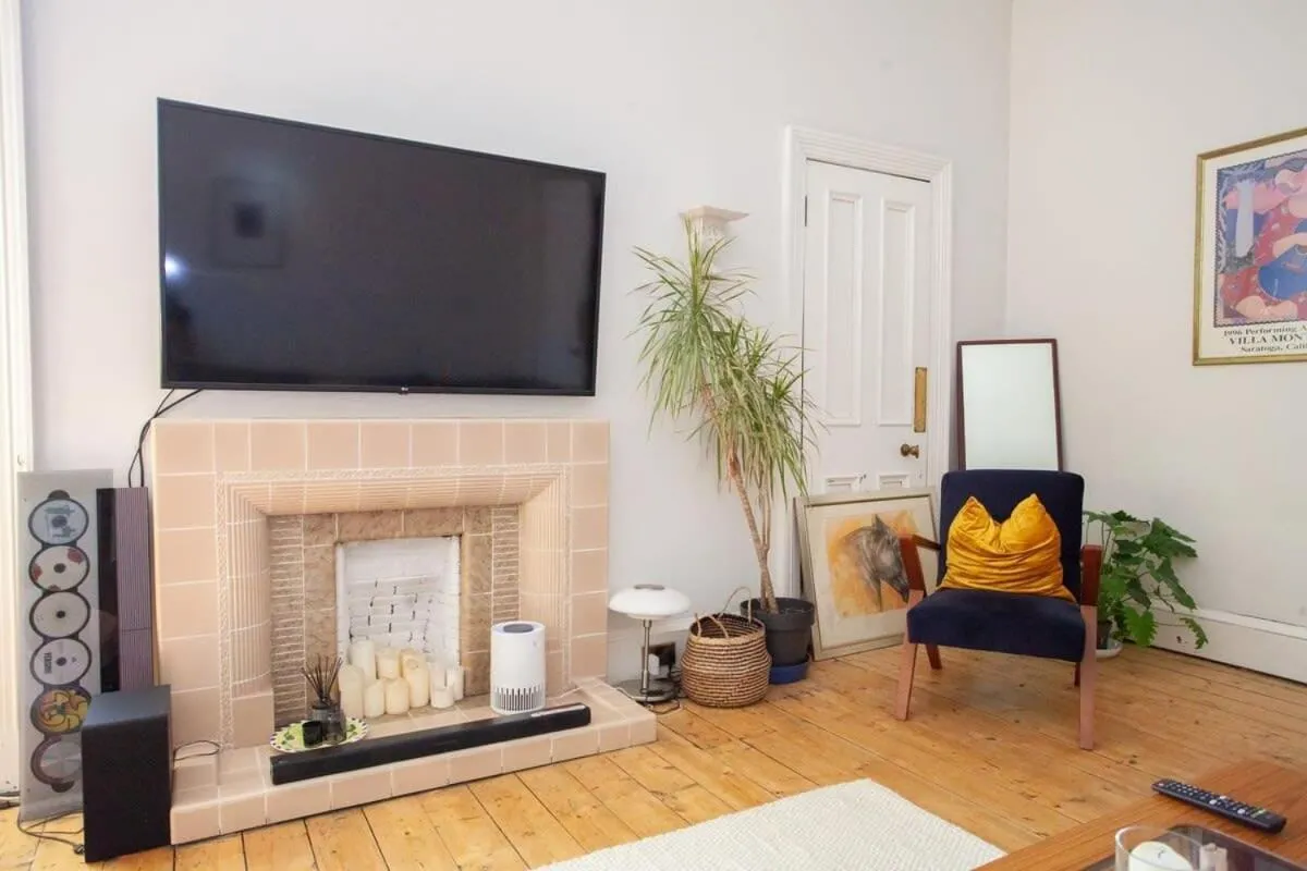Image 3 of Lovely Flat in Ideal Location