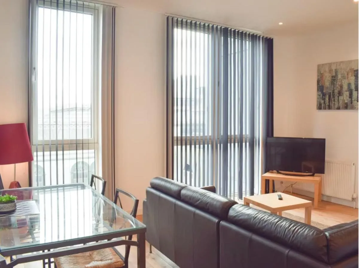 Image 3 of Modern 2BD2Bath Apart CityCentre