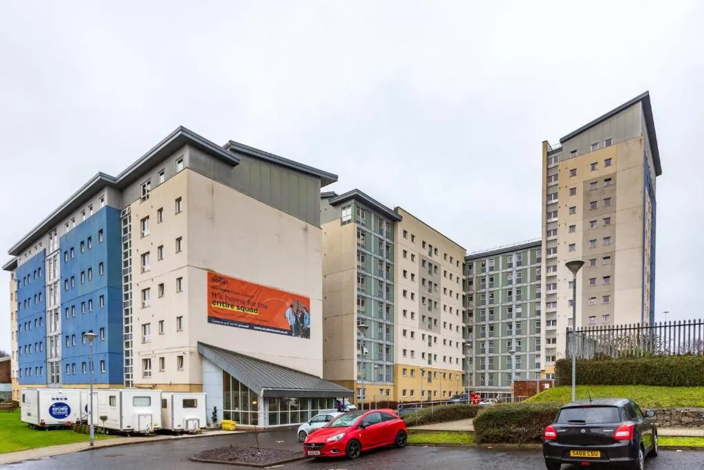 Image of Modern Stylish Ensuite at Student Roost Buchanan View in Glasgow for Students Only