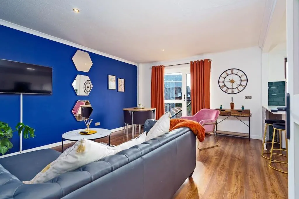 Image of New Slick Finnieston Pad w/ Free Parking