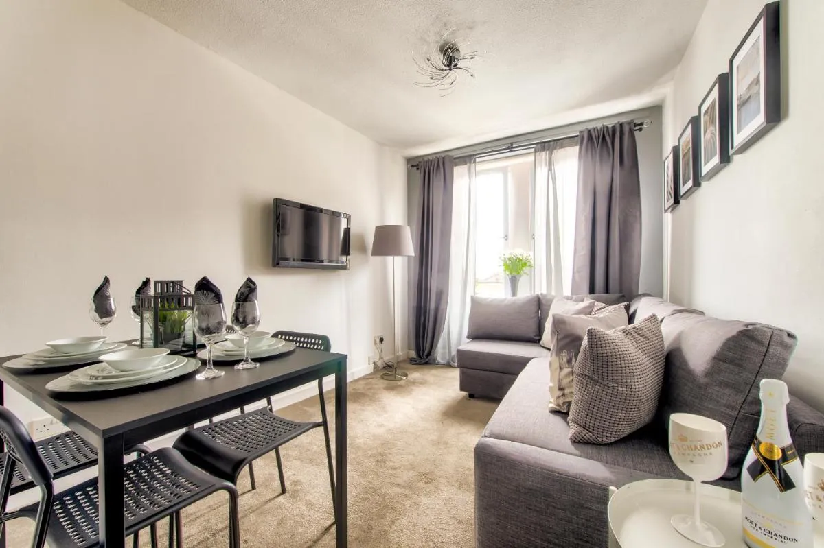 Image 1 of No.5 Serviced Apartment