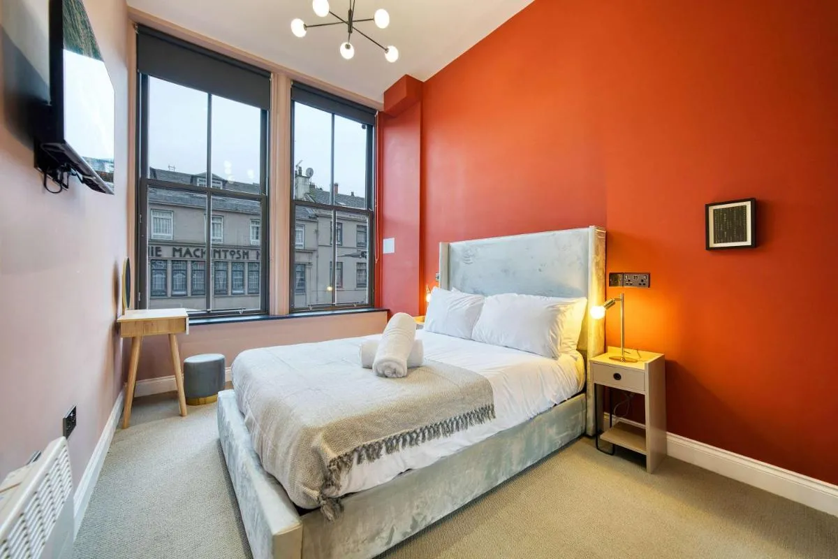 Image 6 of Spacious Central Station 2 Bed Apartment B3