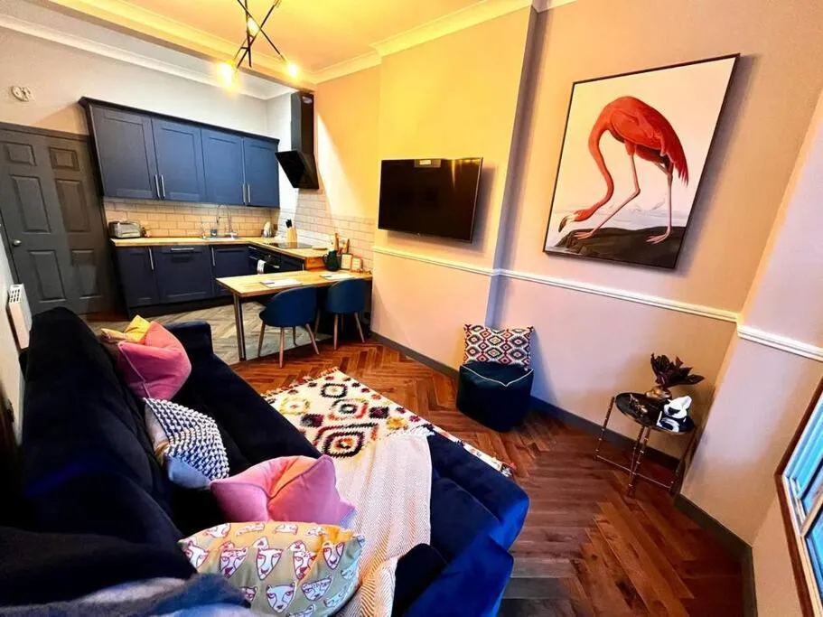 Image of Stunning 1 bed Apt in West End