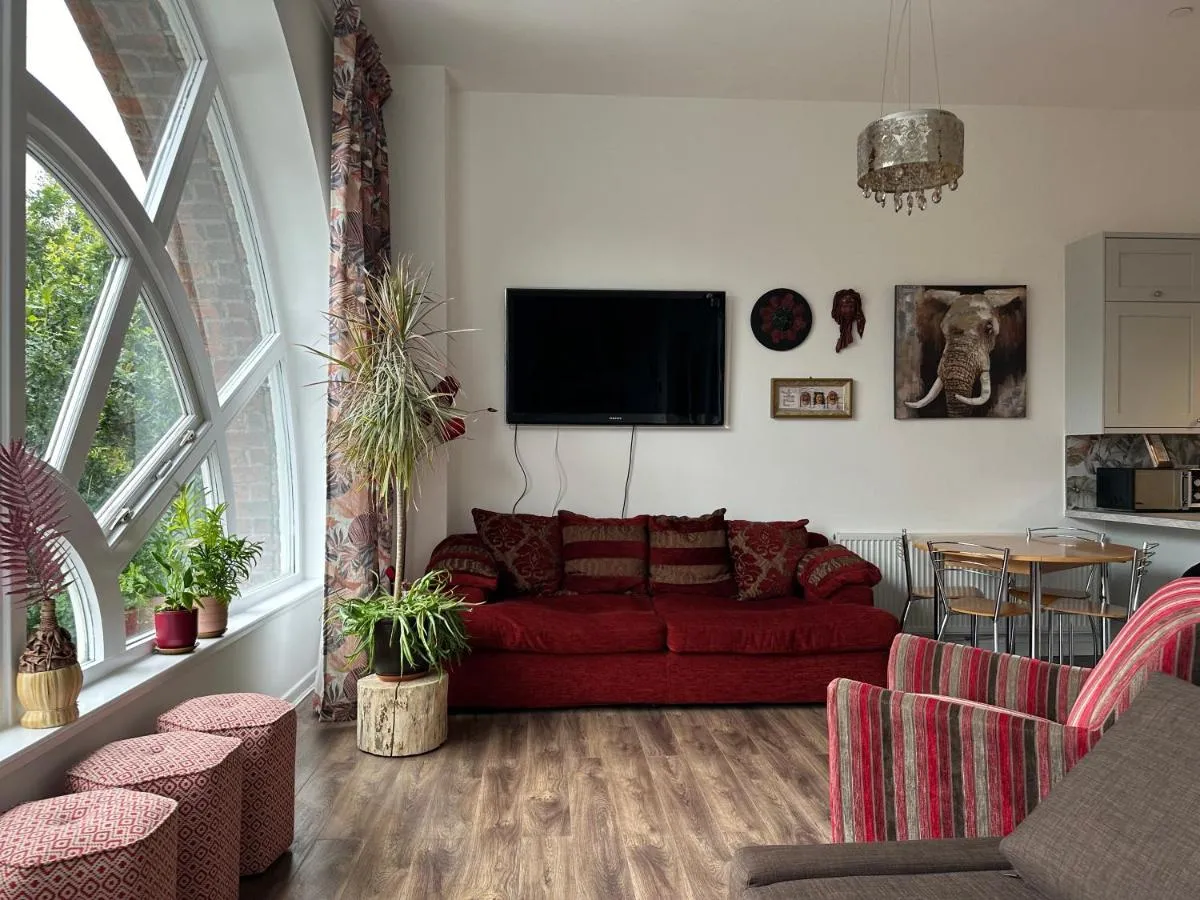 Image 2 of Stunning 2 bedroom apartment