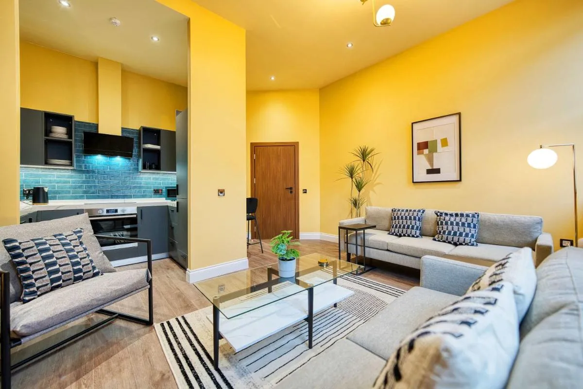Image 1 of Stunning Central Station 2 Bed Apartment B4