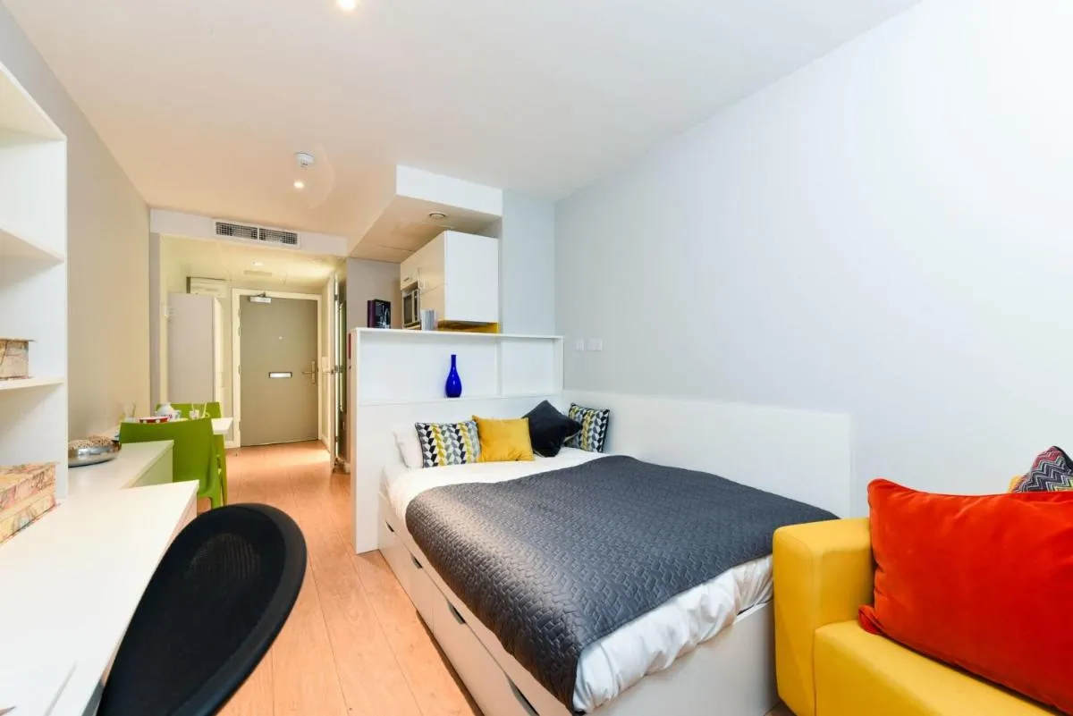 Image 2 of Stunning Cityscape Studios Your Urban Living in Glasgow