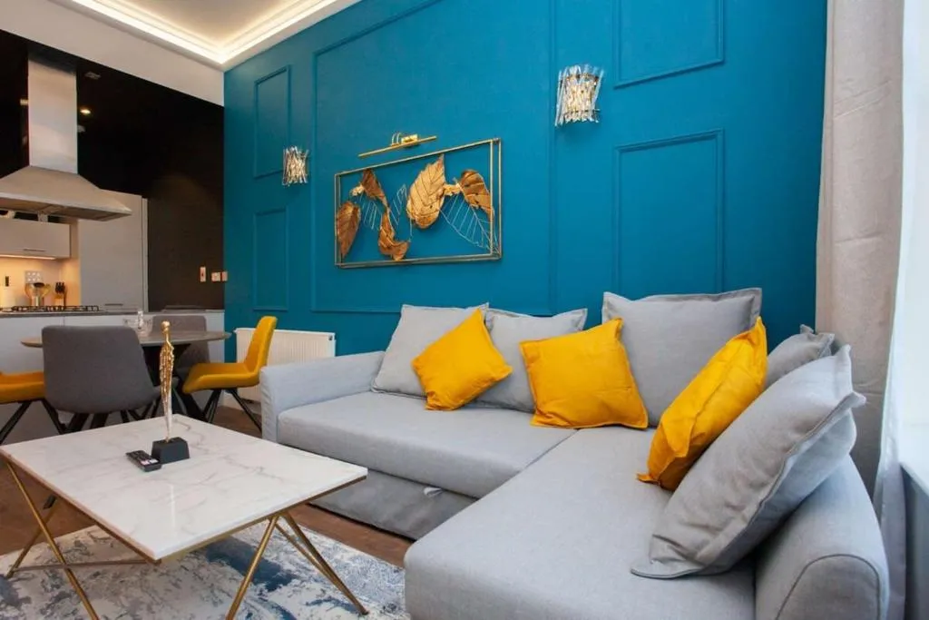 Image of Stunning One bed with parking in City Centre