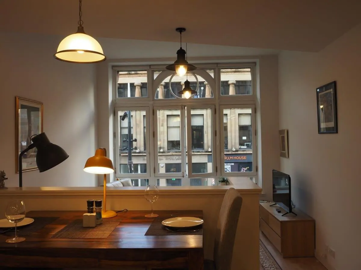 Image 1 of The Art Flat Glasgow