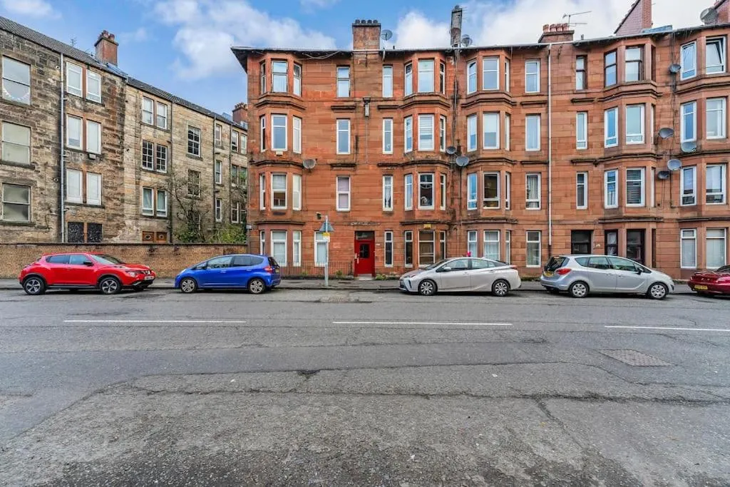 Image 1 of Traditional 1-Bed Flat in Southside (Hampden/Shawlands)