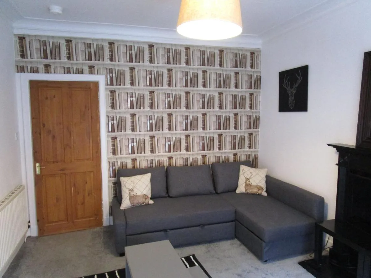 Image 4 of Westend Glasgow Apartment