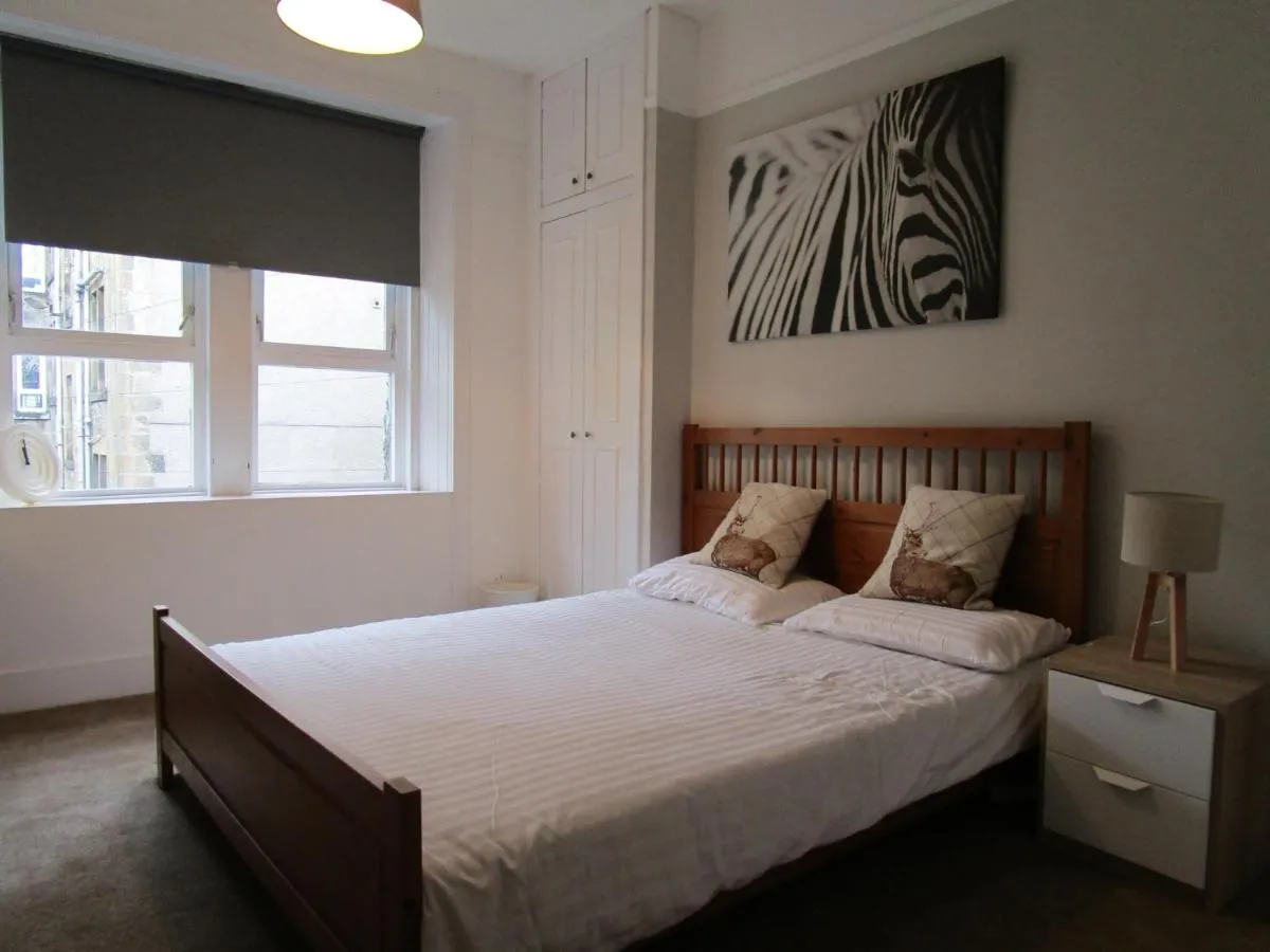 Image 1 of Westend Glasgow Apartment