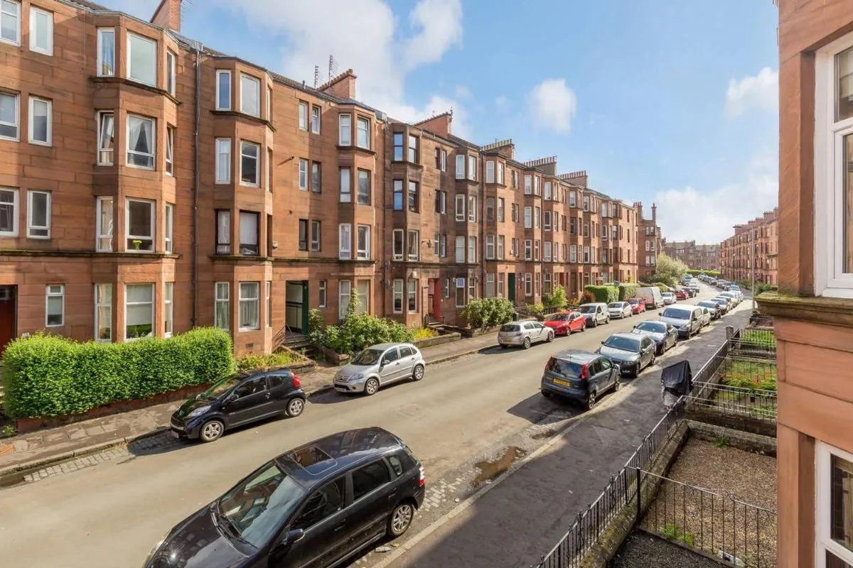 Image 3 of Westend Glasgow Apartment
