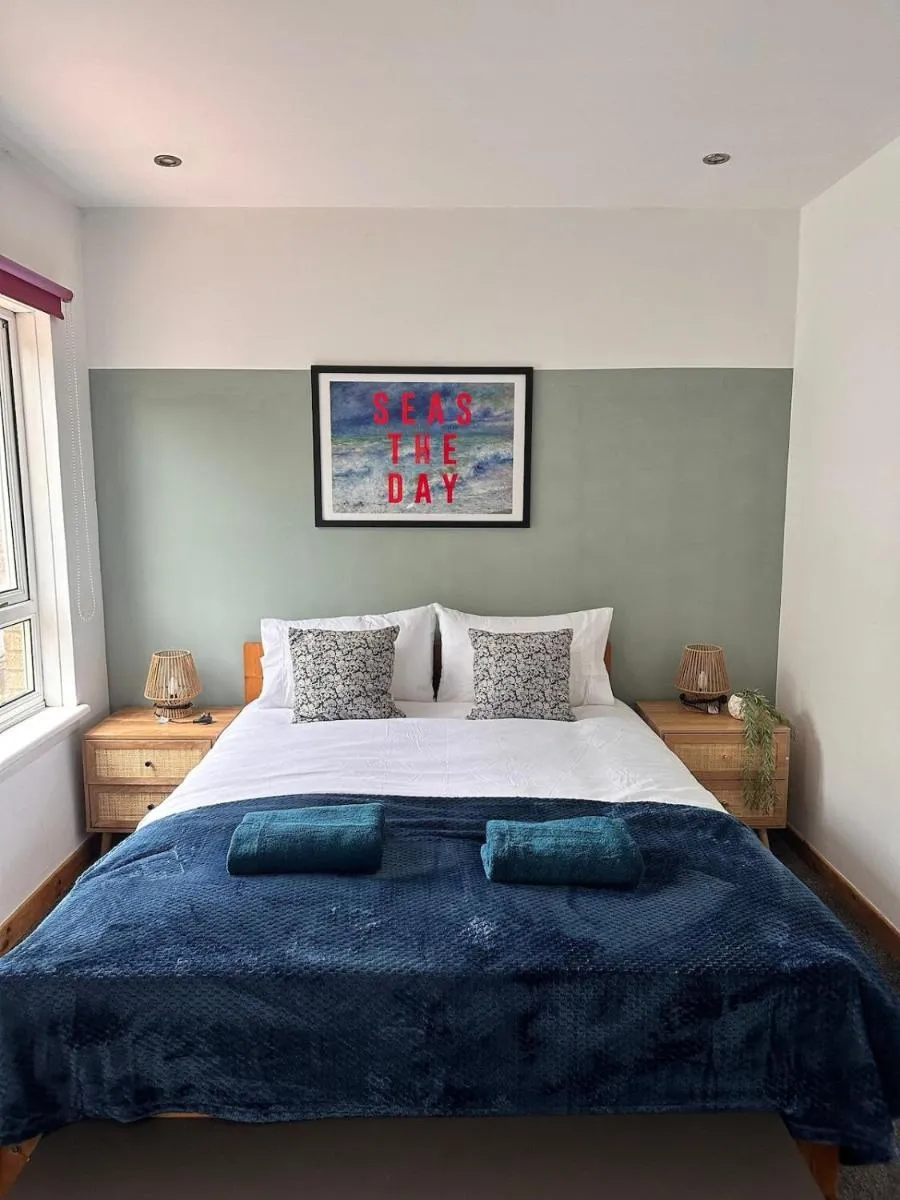 Image 1 of 2BR Flat Free Parking Near Glasgow Green
