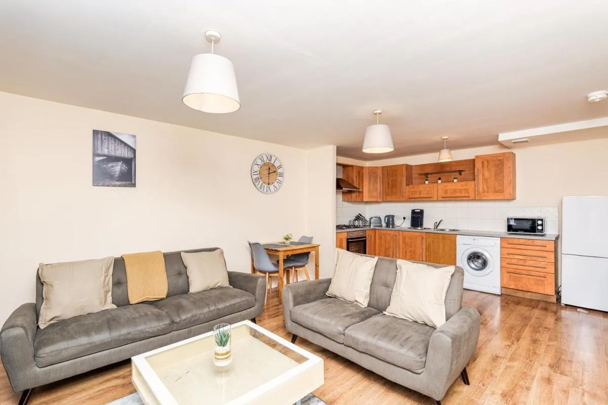 Image 3 of 2Bed Apartment-City Centre