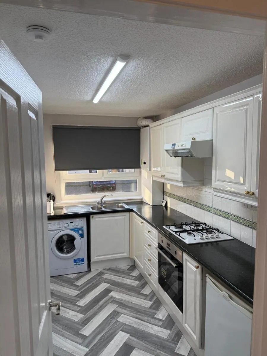 Image 4 of 2-Bed City Apartment by Glasgow Green