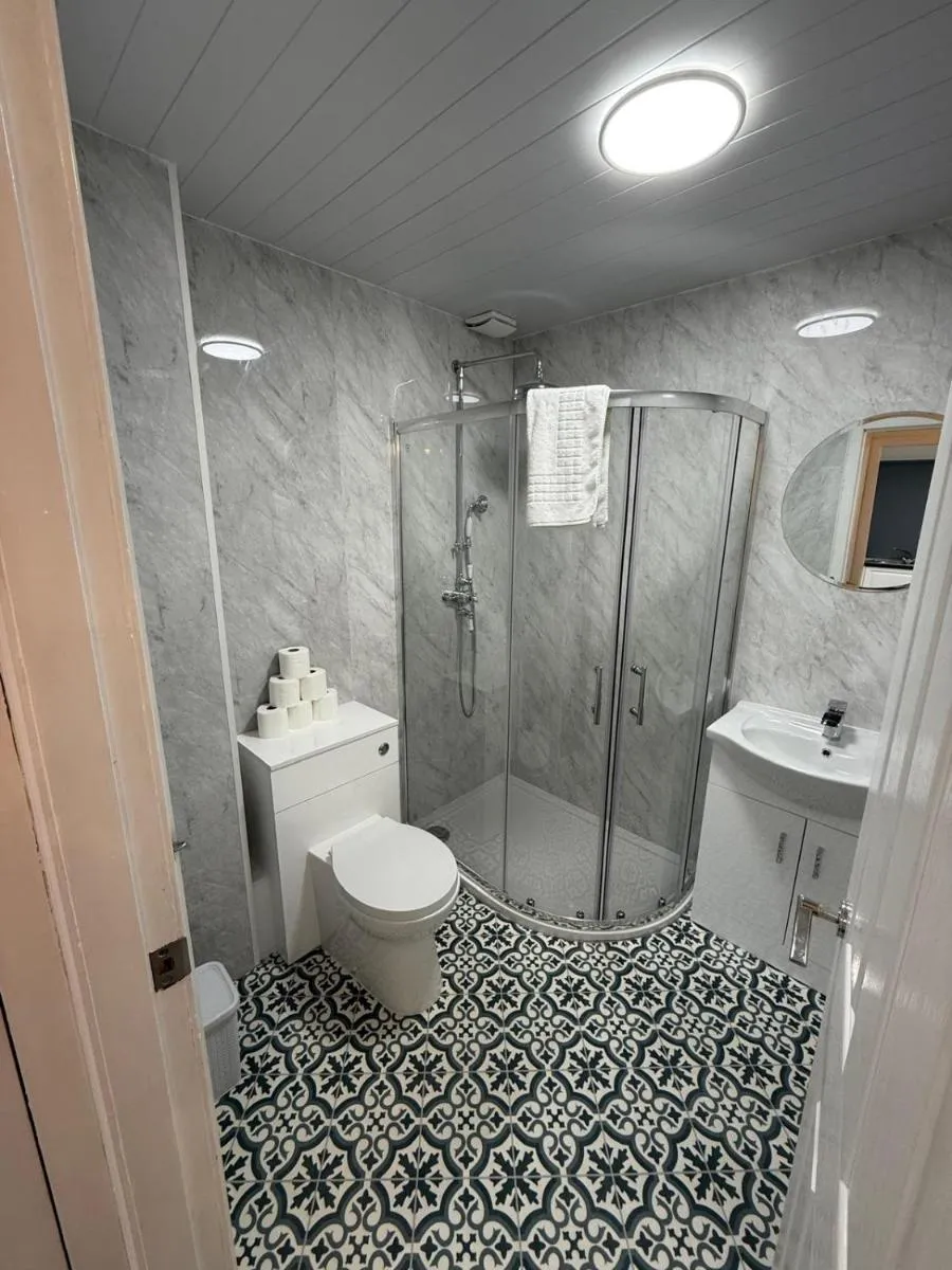 Image 3 of 2-Bed City Apartment by Glasgow Green