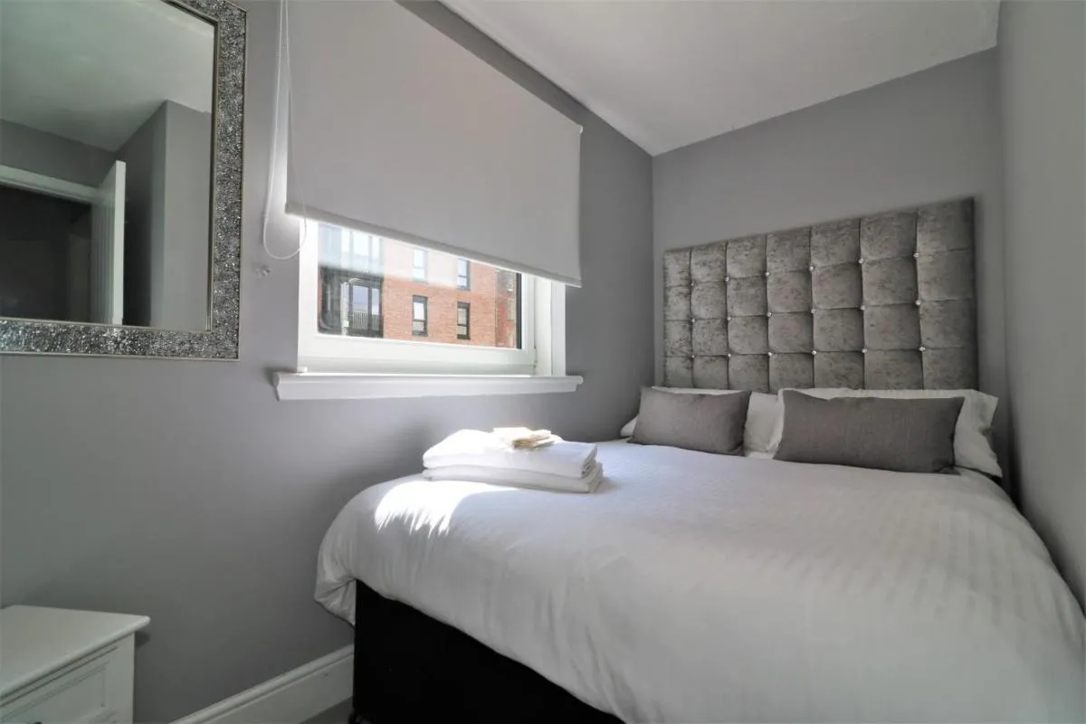 Image 6 of 2 Bedroom Apartment at SECC Hydro FREE PARKING