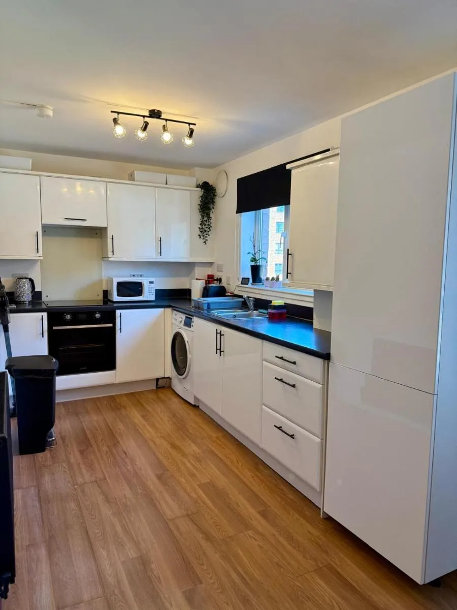Image 3 of 2 Bedroom Apartment near Glasgow City Centre, Celtic Park and Emirates Arena