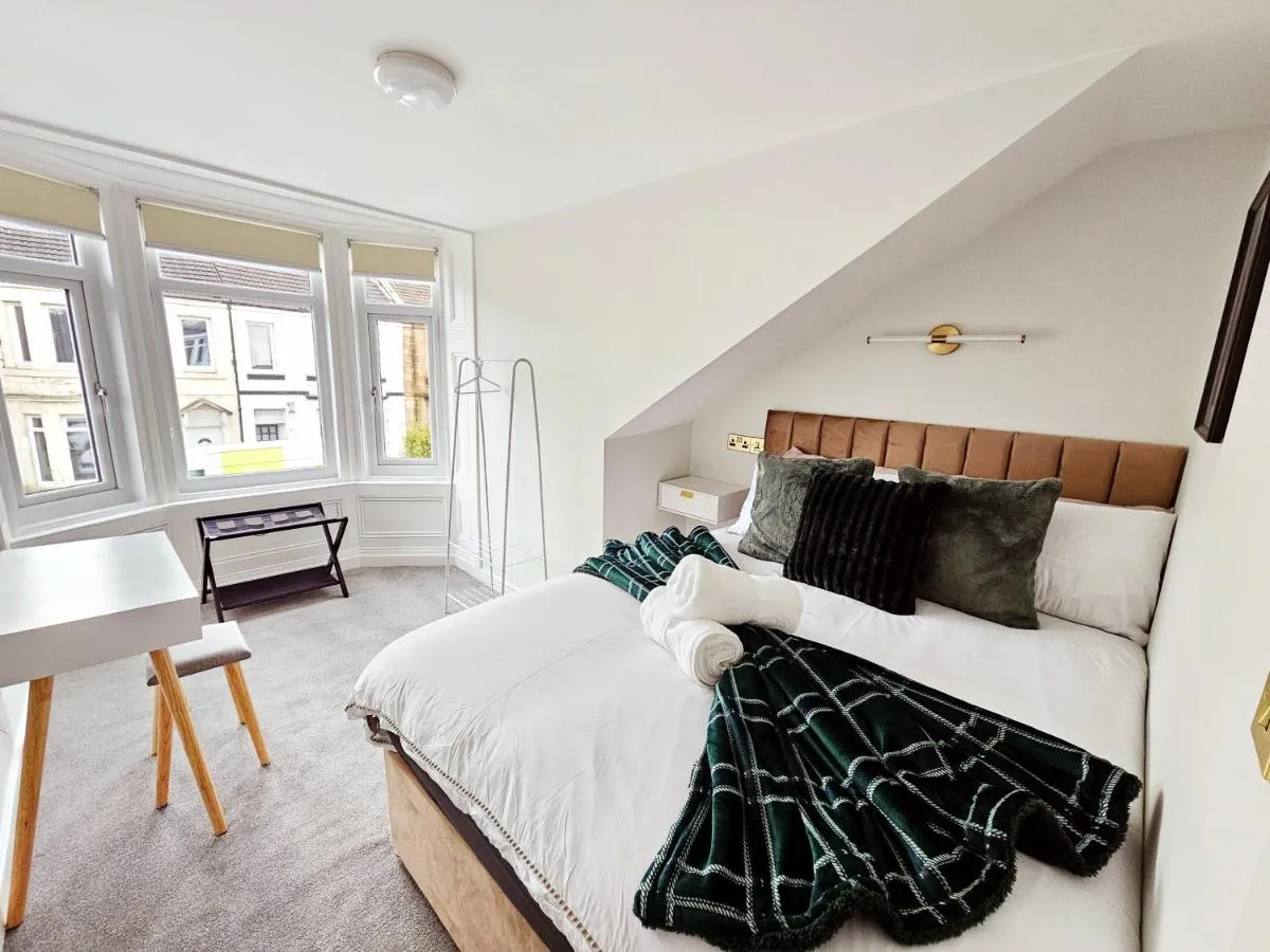 Image 6 of 3-Bed Home in Glasgow
