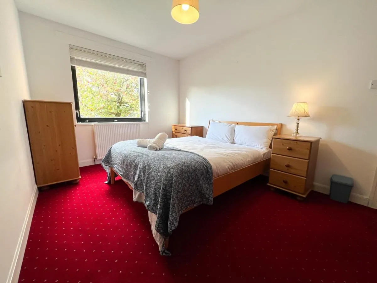 Image 1 of Anniesland Glasgow 1bd Flat – Free Parking
