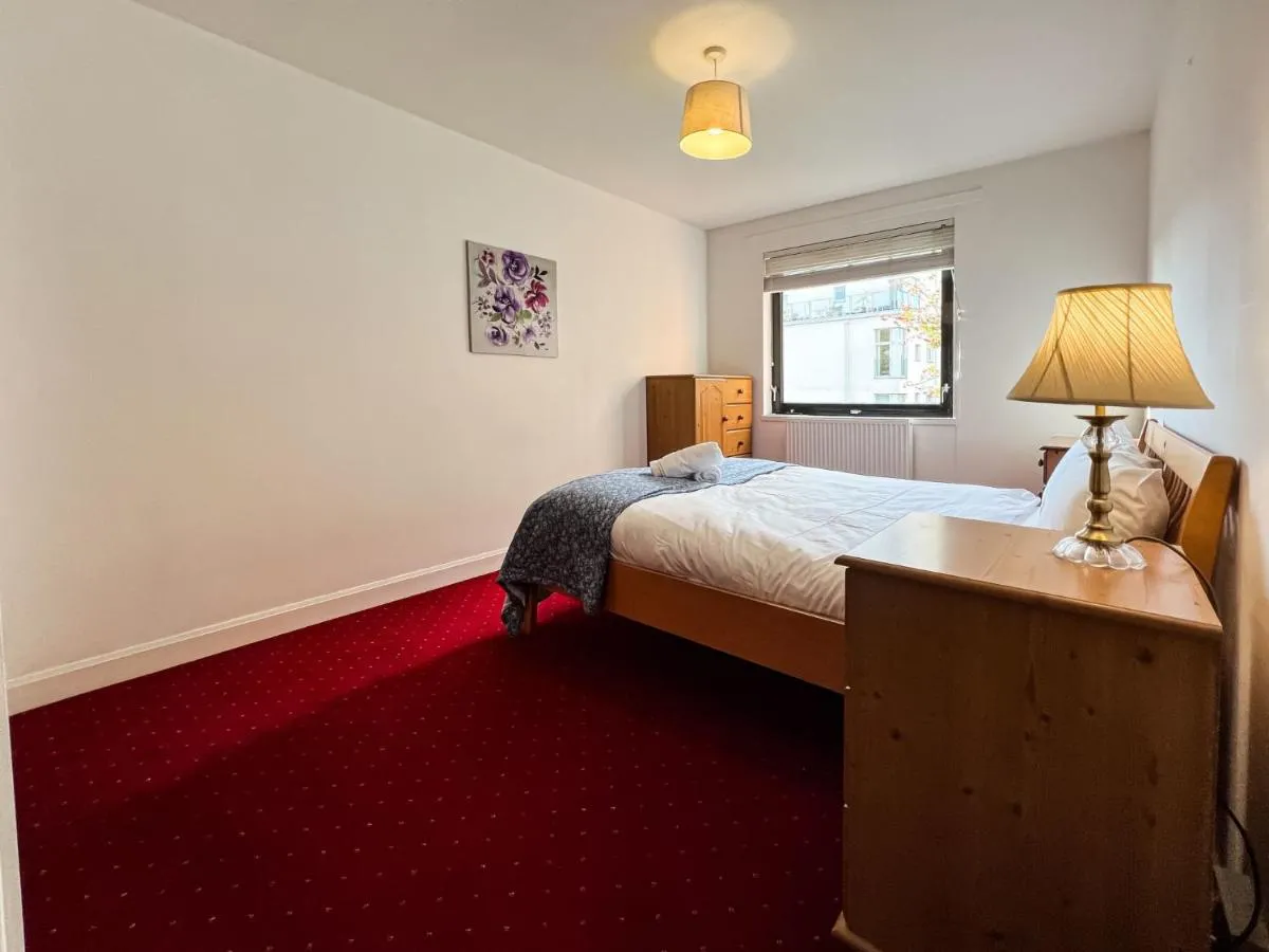 Image 6 of Anniesland Glasgow 1bd Flat – Free Parking