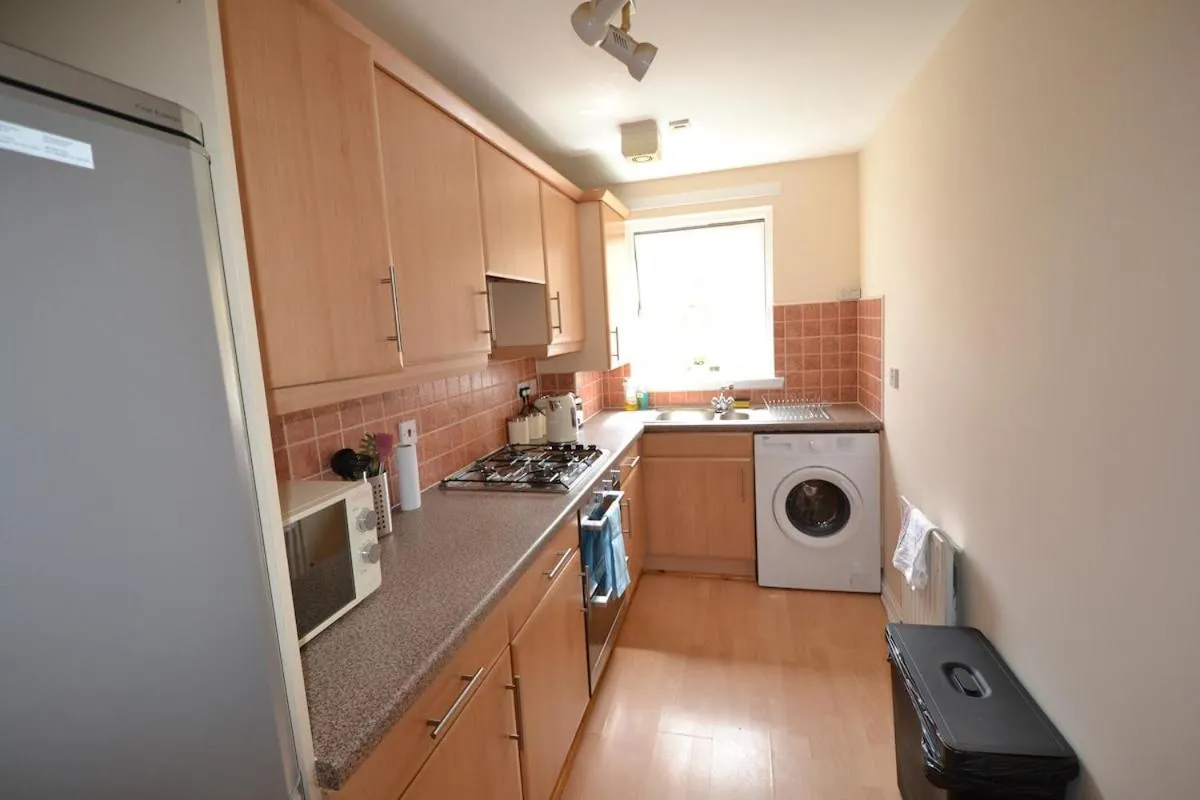 Image 3 of Apartment in Heart of West End- Parking Space- Spacious- Near Glasgow University and Kelvingrove Art Gallery