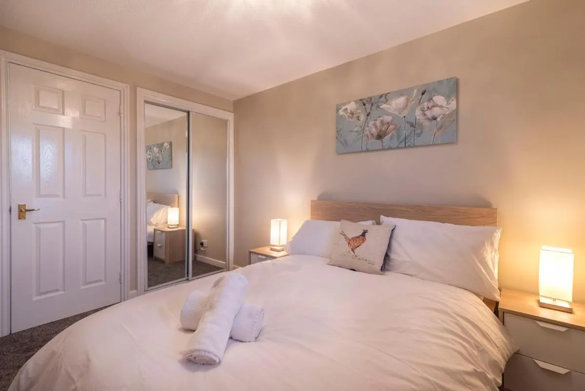 Image 2 of ArcView – SEC Hydro Two Bed Flat With Free parking and Great View